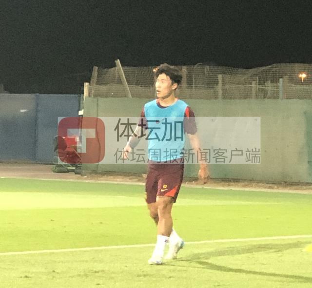 8868体育官网-因累计黄牌无缘战巴林 ​谢文能为中日战提前准备