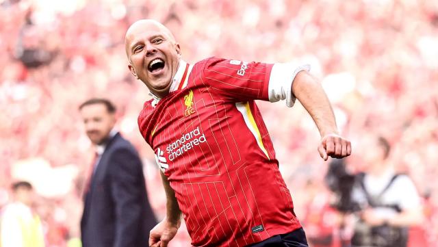 斯洛特上任时曾遭嘲讽：这人谁啊？利物浦完蛋了！